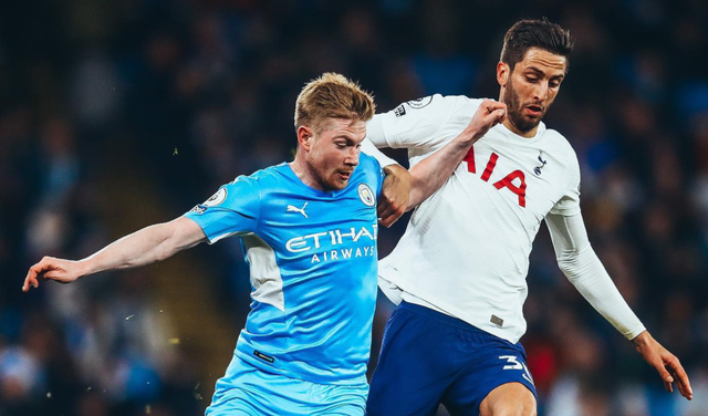 关于清晨足总杯传出新动向，金州勇士防线松动，管理层表态——底气十足，球探报告显示潜力的信息